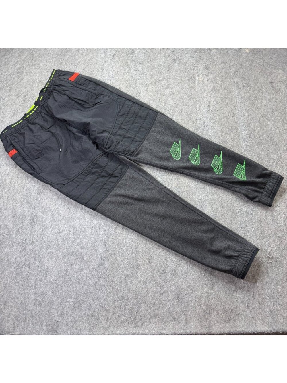 Nike Therma Fleece Joggers Mens M Black Tapered Training Pants BV4523-010 29"